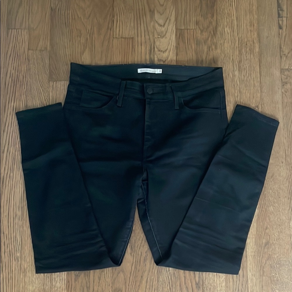 Levi's Black Skinny Jeans with Stretchy Fit Size 31